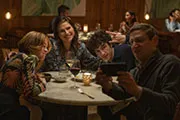 Компания боссов (сериал, 1 сезон) — кадр 1